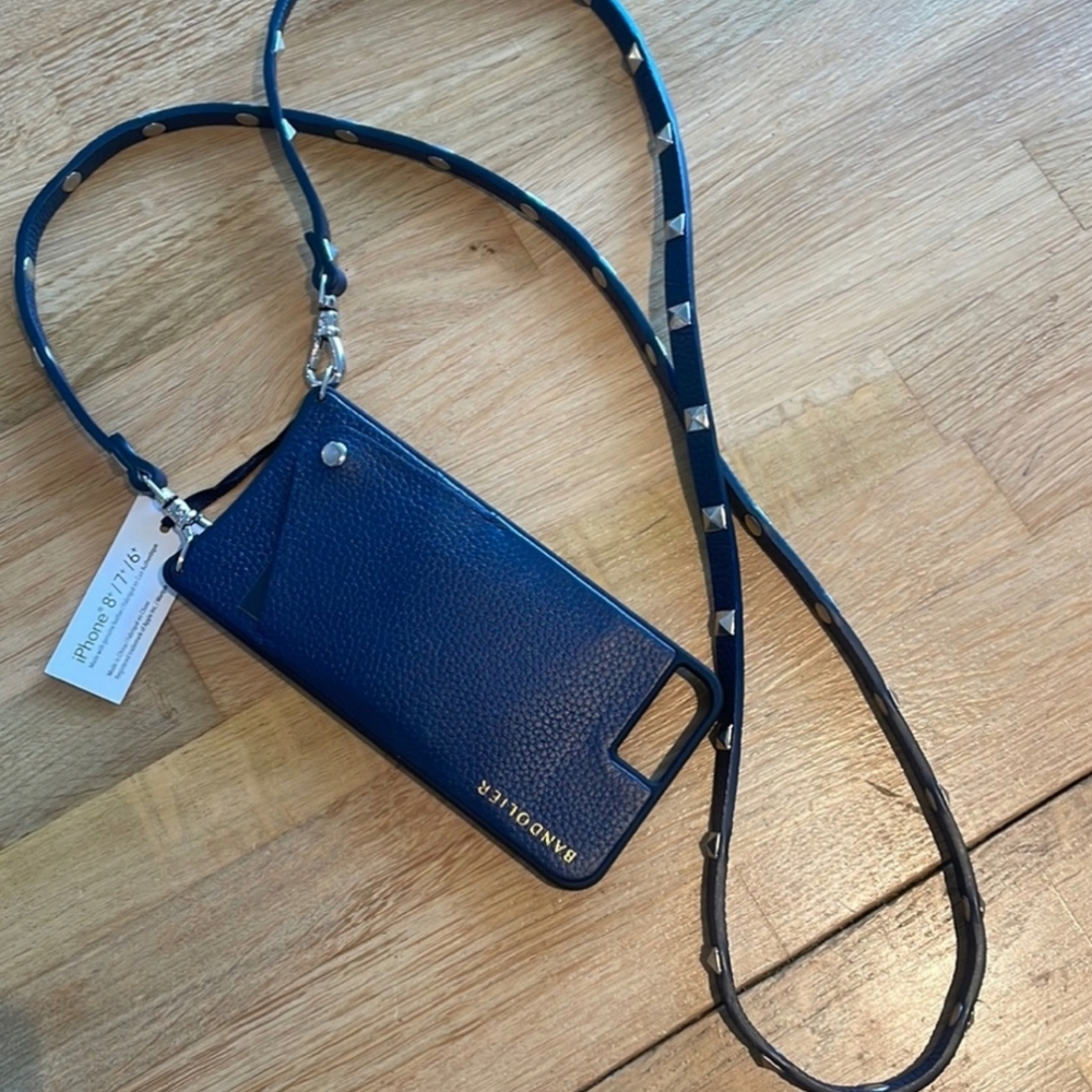 Iphone 6+/7+/8+ Bandolier With Pebbles